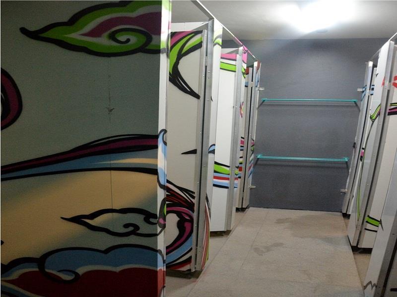 Nau Here Hostel Kuta  Ngoại thất bức ảnh
