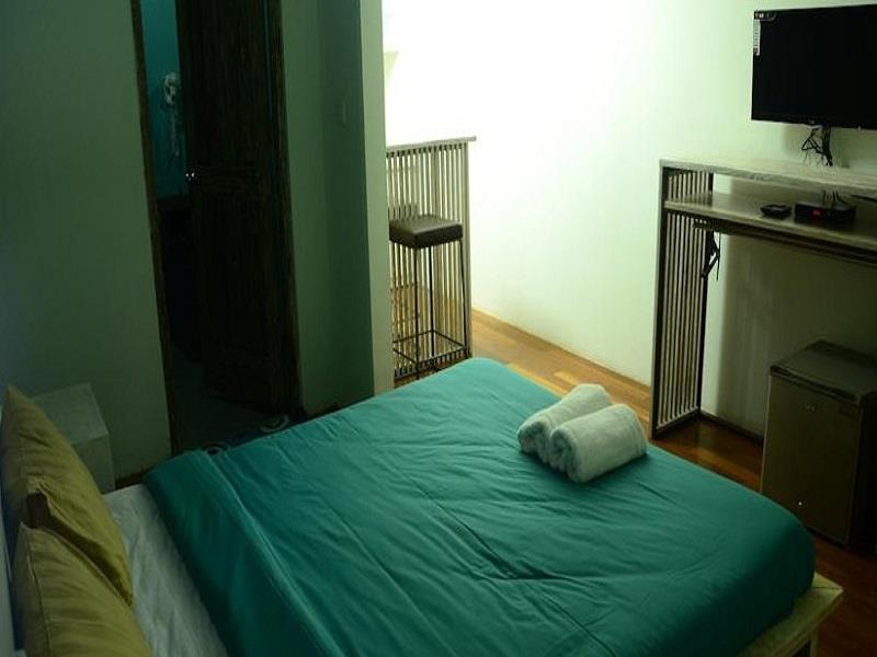 Nau Here Hostel Kuta  Ngoại thất bức ảnh