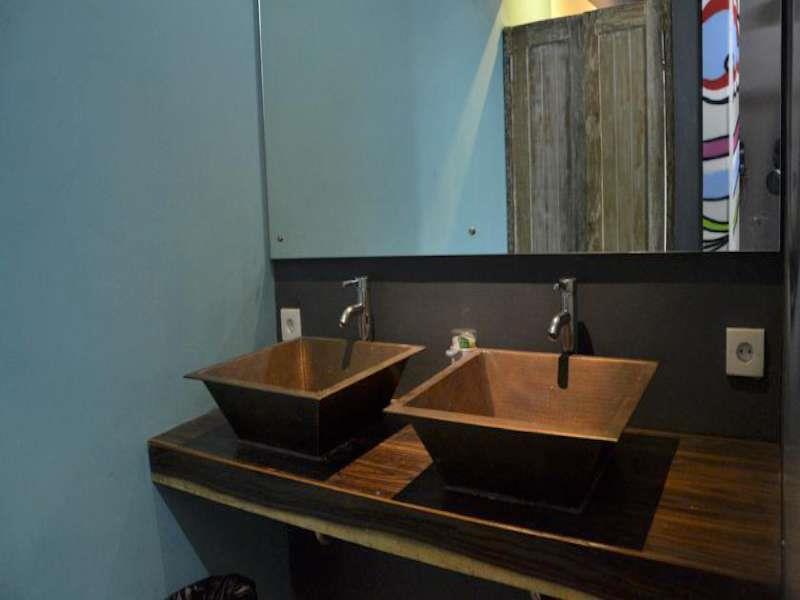 Nau Here Hostel Kuta  Ngoại thất bức ảnh
