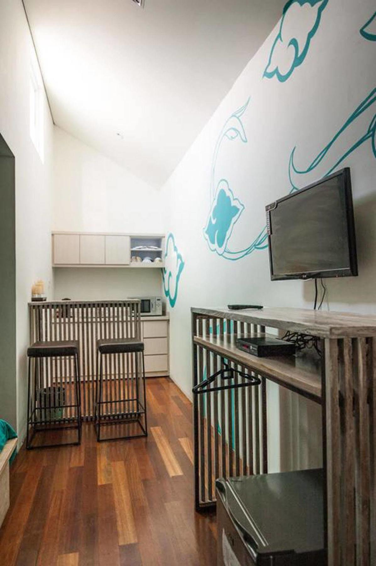 Nau Here Hostel Kuta  Ngoại thất bức ảnh