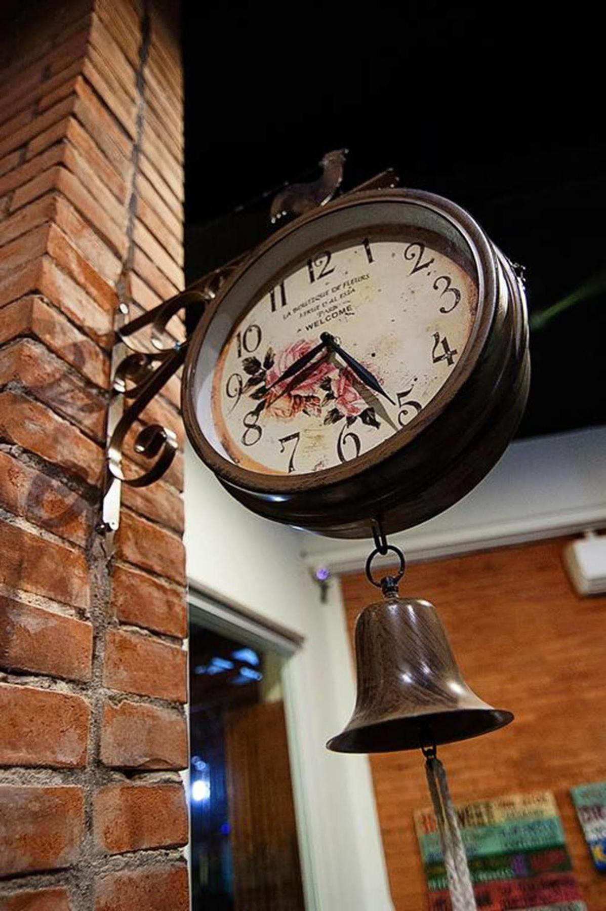 Nau Here Hostel Kuta  Ngoại thất bức ảnh